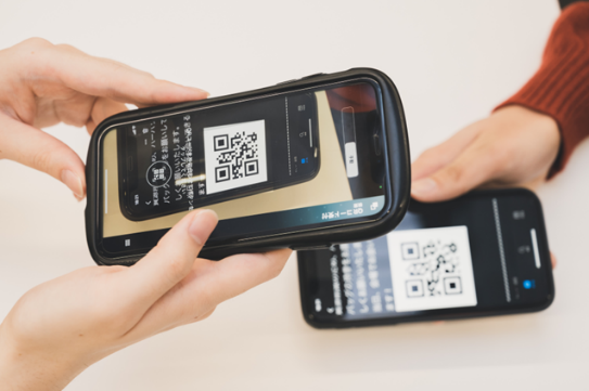 Scans QR code with the app